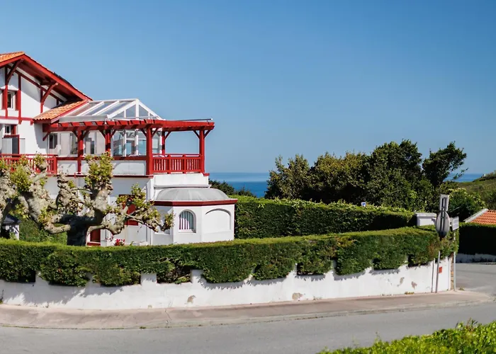 Maitena By Interhome Bidart